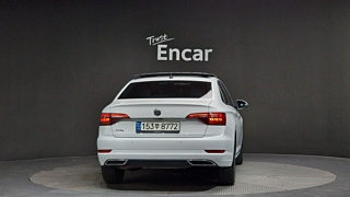 VOLKSWAGEN JETTA 2020