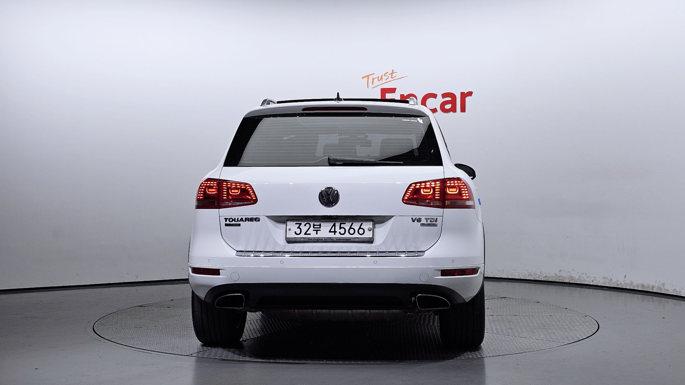 VOLKSWAGEN TOUAREG 2012