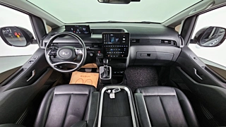 HYUNDAI STARIA  Cargo 5 Seater 2022
