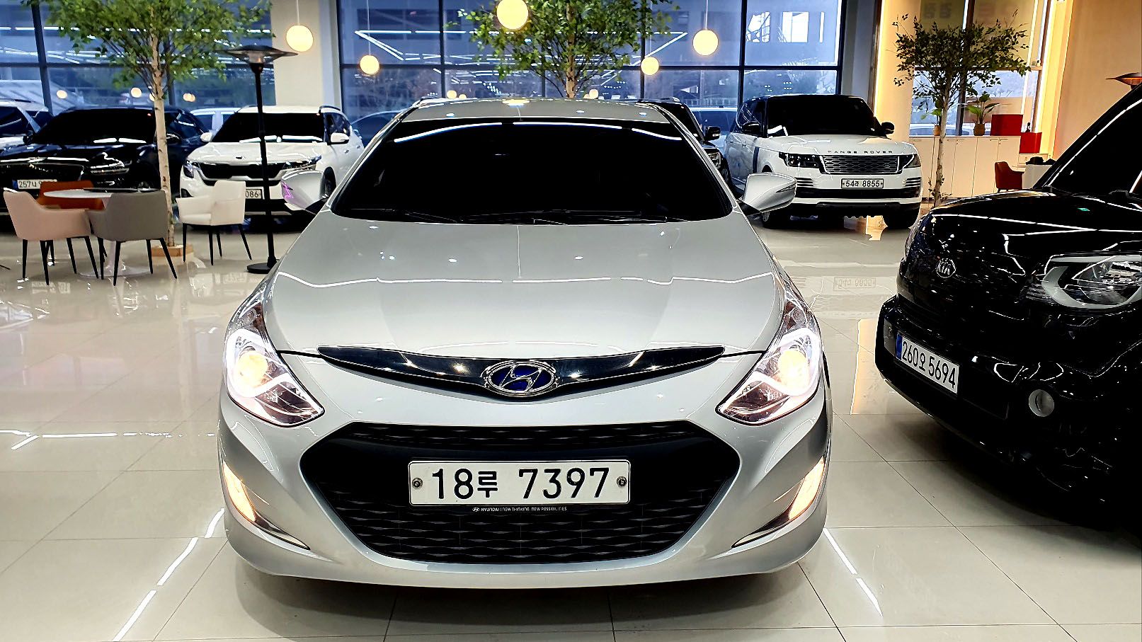 HYUNDAI SONATA HYBRID