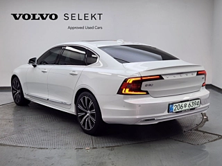 VOLVO S90 2024
