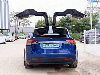 TESLA MODEL X 2020