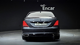 GENESIS EQ900 2016