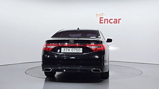 HYUNDAI GRANDEUR HG 2016