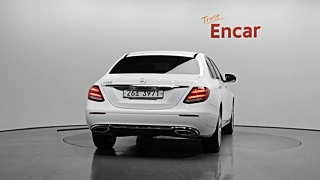 MERCEDES BENZ E-CLASS W213 2019