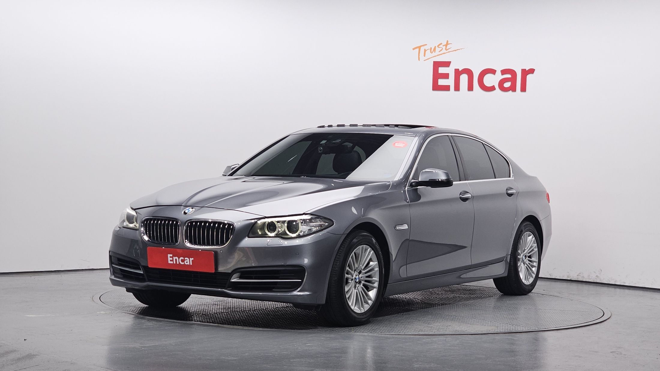 BMW 5-SERIES F10 2014