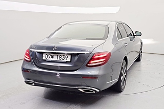 MERCEDES BENZ E-CLASS W213 2018