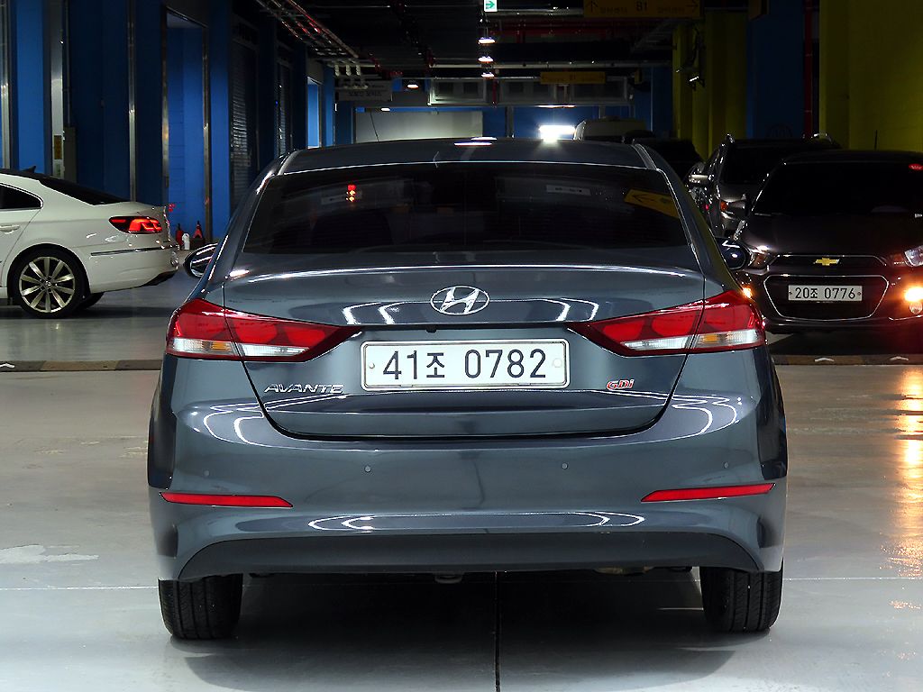 HYUNDAI AVANTE AD 2016