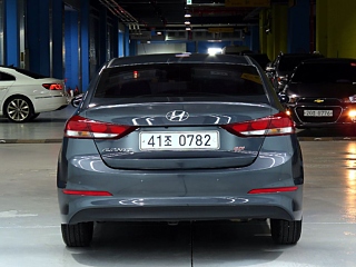 HYUNDAI AVANTE AD 2016