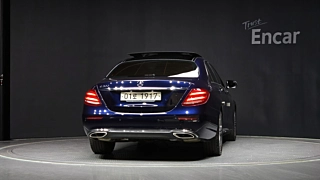MERCEDES BENZ E-CLASS W213 2018