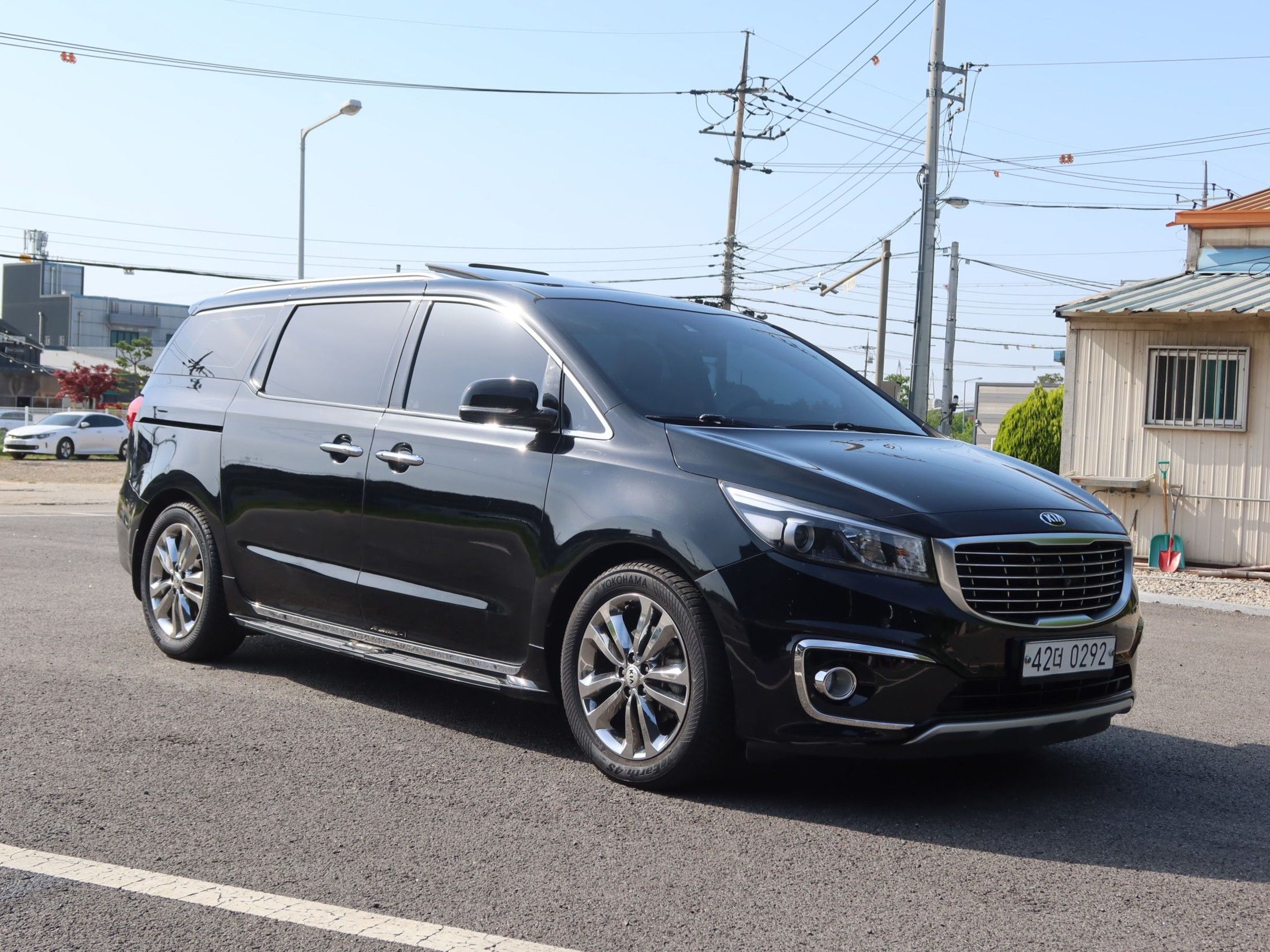 KIA CARNIVAL