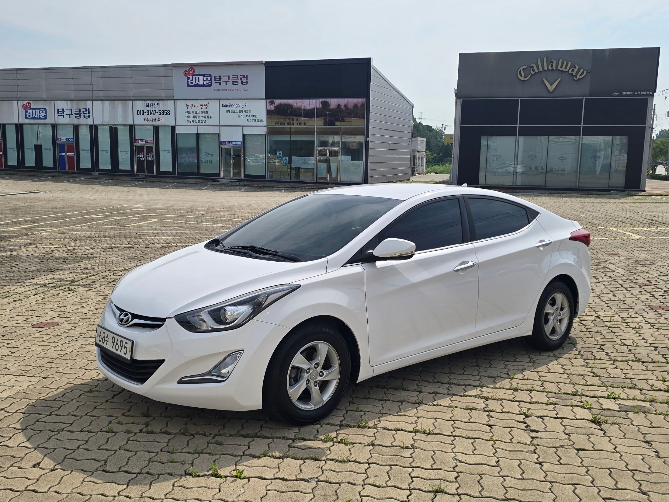 HYUNDAI AVANTE 2013