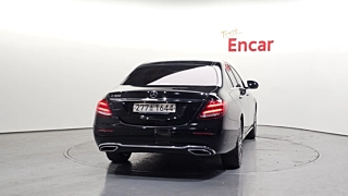 MERCEDES BENZ E-CLASS W213 2020