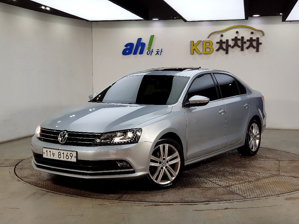 VOLKSWAGEN JETTA 2015