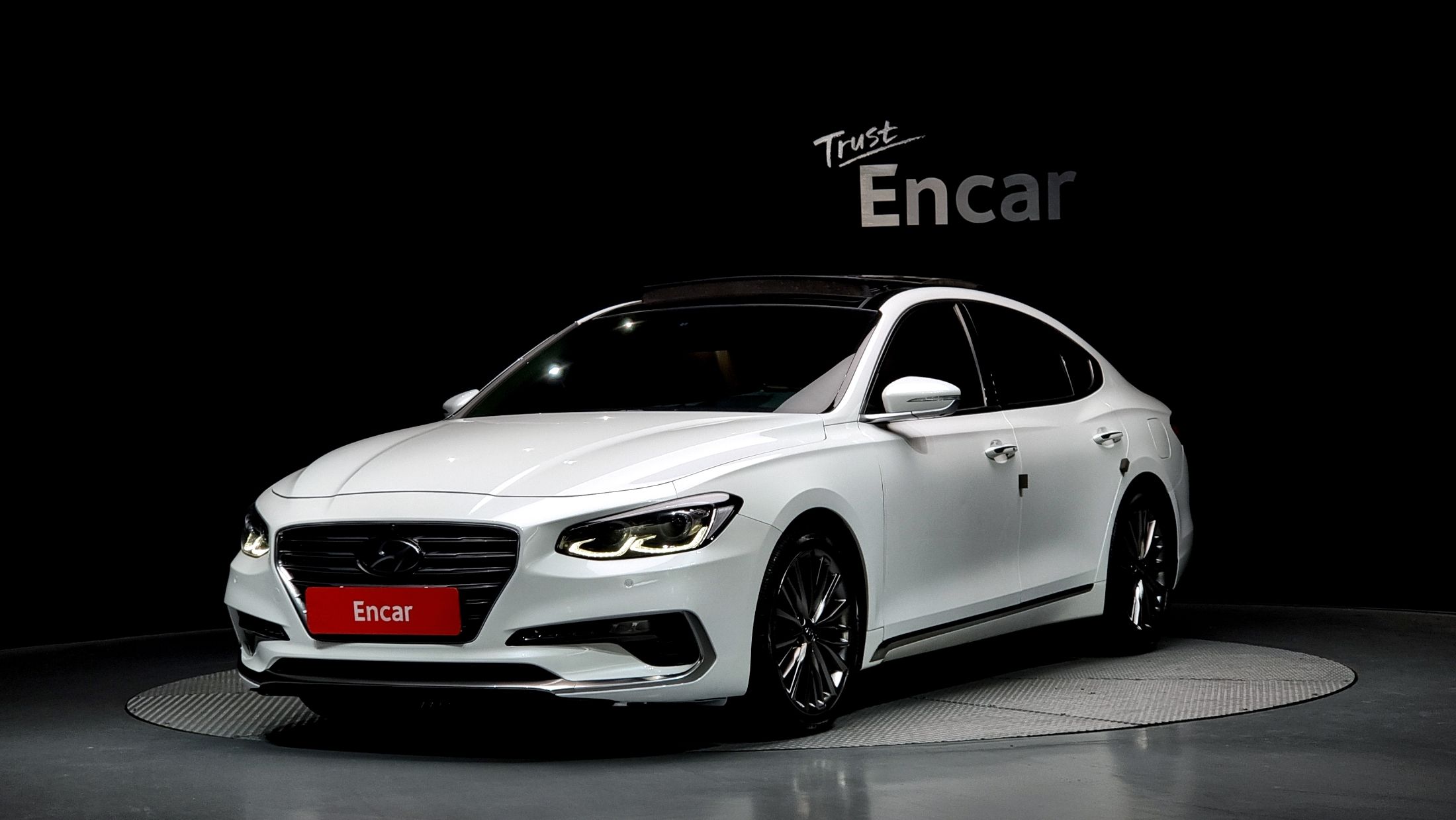HYUNDAI GRANDEUR IG 2017
