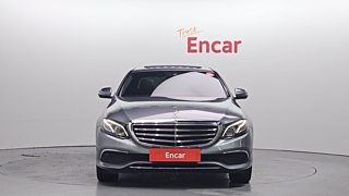 MERCEDES BENZ E-CLASS W213 2019