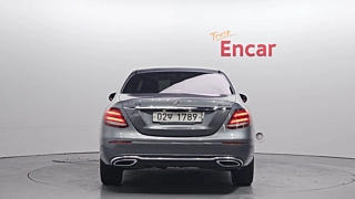 MERCEDES BENZ E-CLASS W213 2019