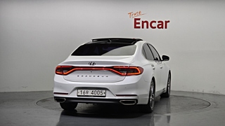 HYUNDAI GRANDEUR IG 2016