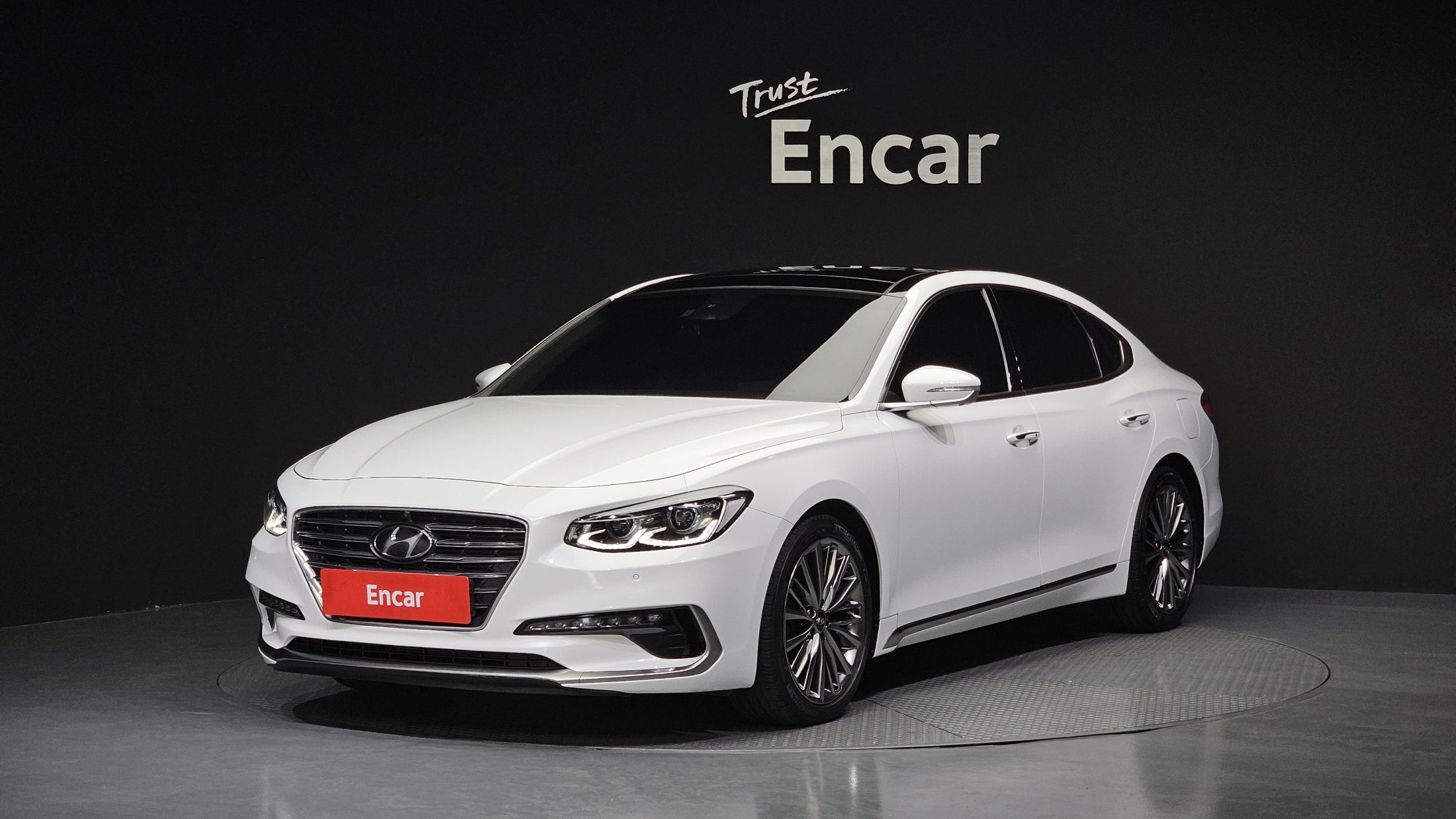 HYUNDAI GRANDEUR IG 2017