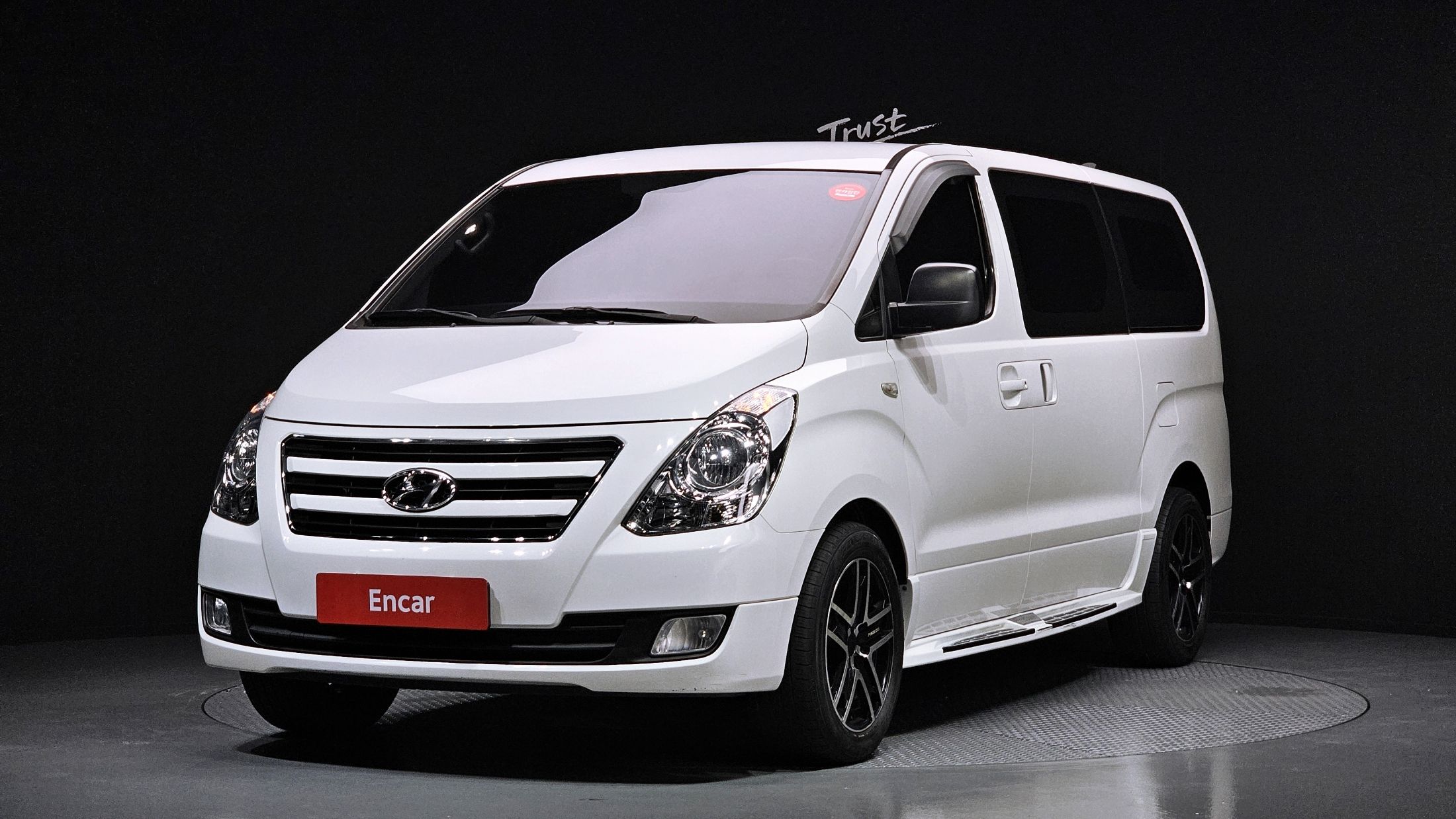 HYUNDAI STAREX GRAND
