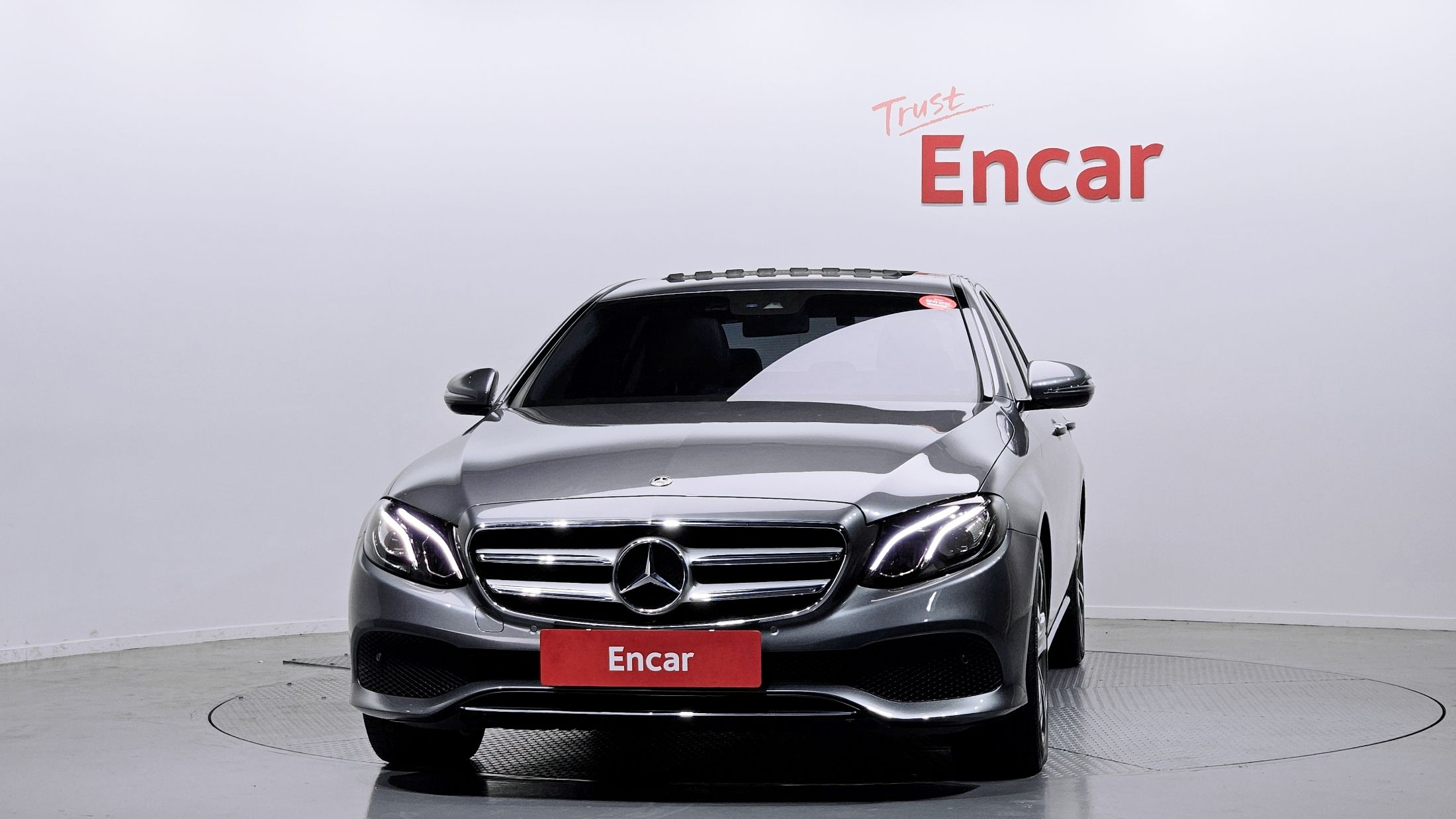 MERCEDES BENZ E-CLASS W213 2019