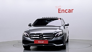 MERCEDES BENZ E-CLASS W213 2019