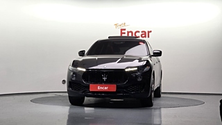MASERATI LEVANTE 2018