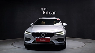 VOLVO V60 CROSS COUNTRY 2020