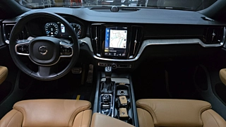VOLVO V60 CROSS COUNTRY 2020