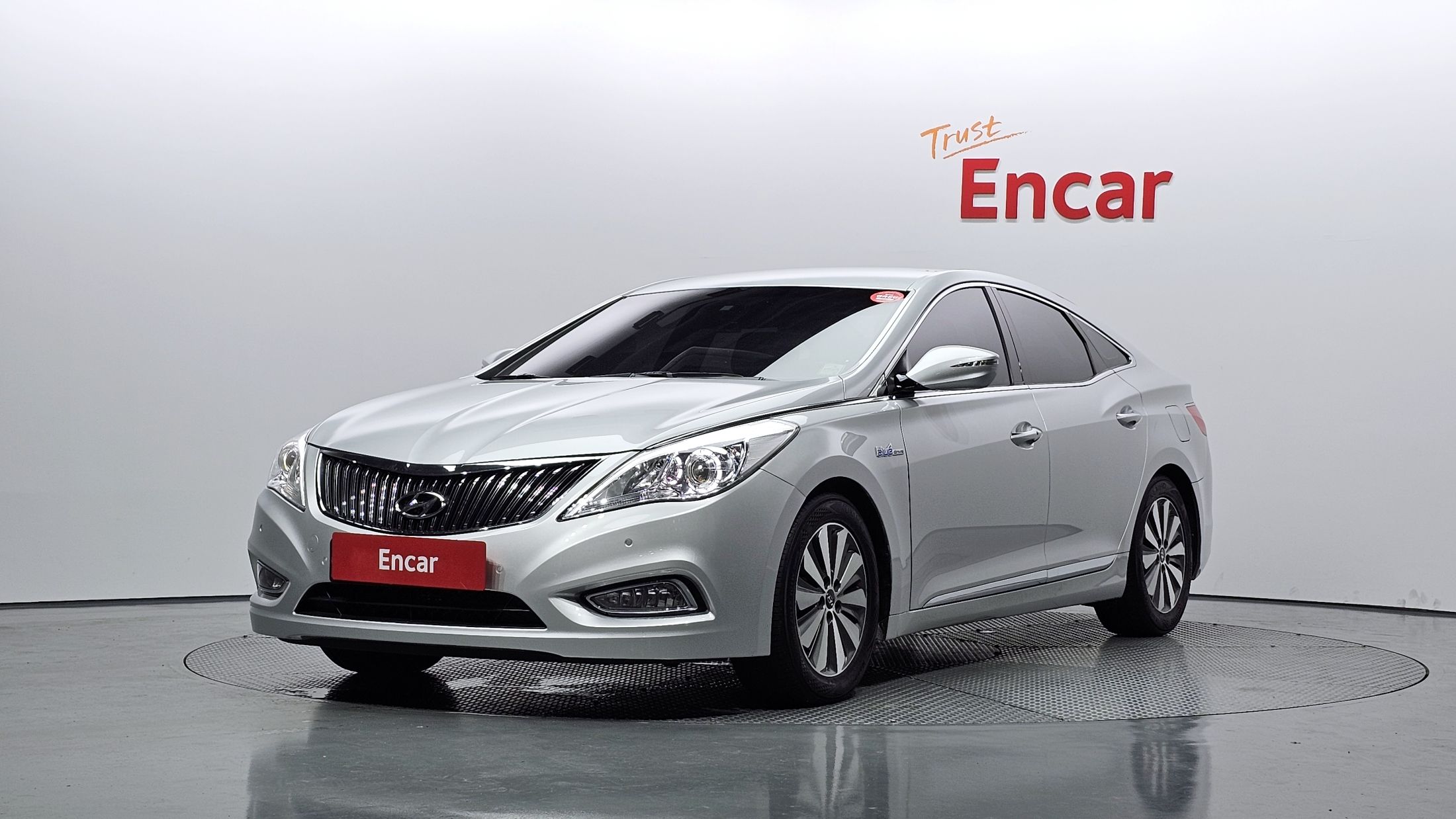HYUNDAI GRANDEUR HG HYBRID 2014