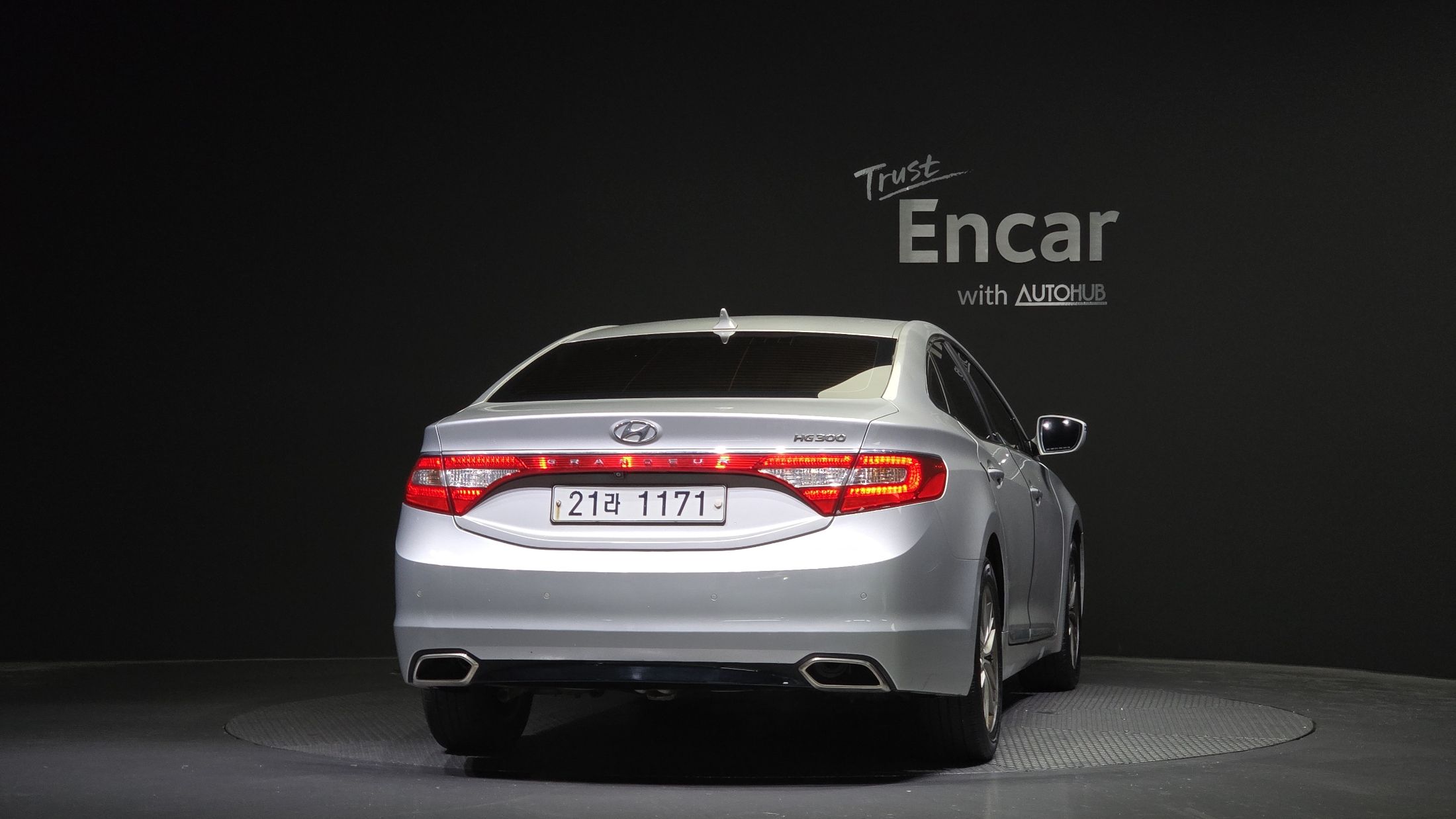 HYUNDAI GRANDEUR HG 2015