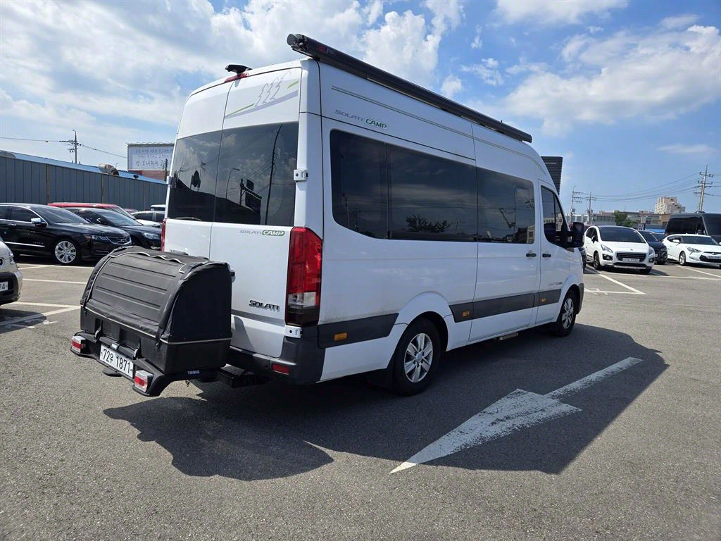 HYUNDAI SOLATI 2017