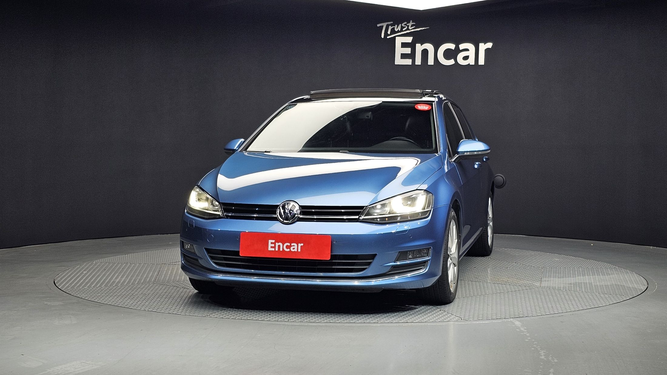 VOLKSWAGEN GOLF 2016