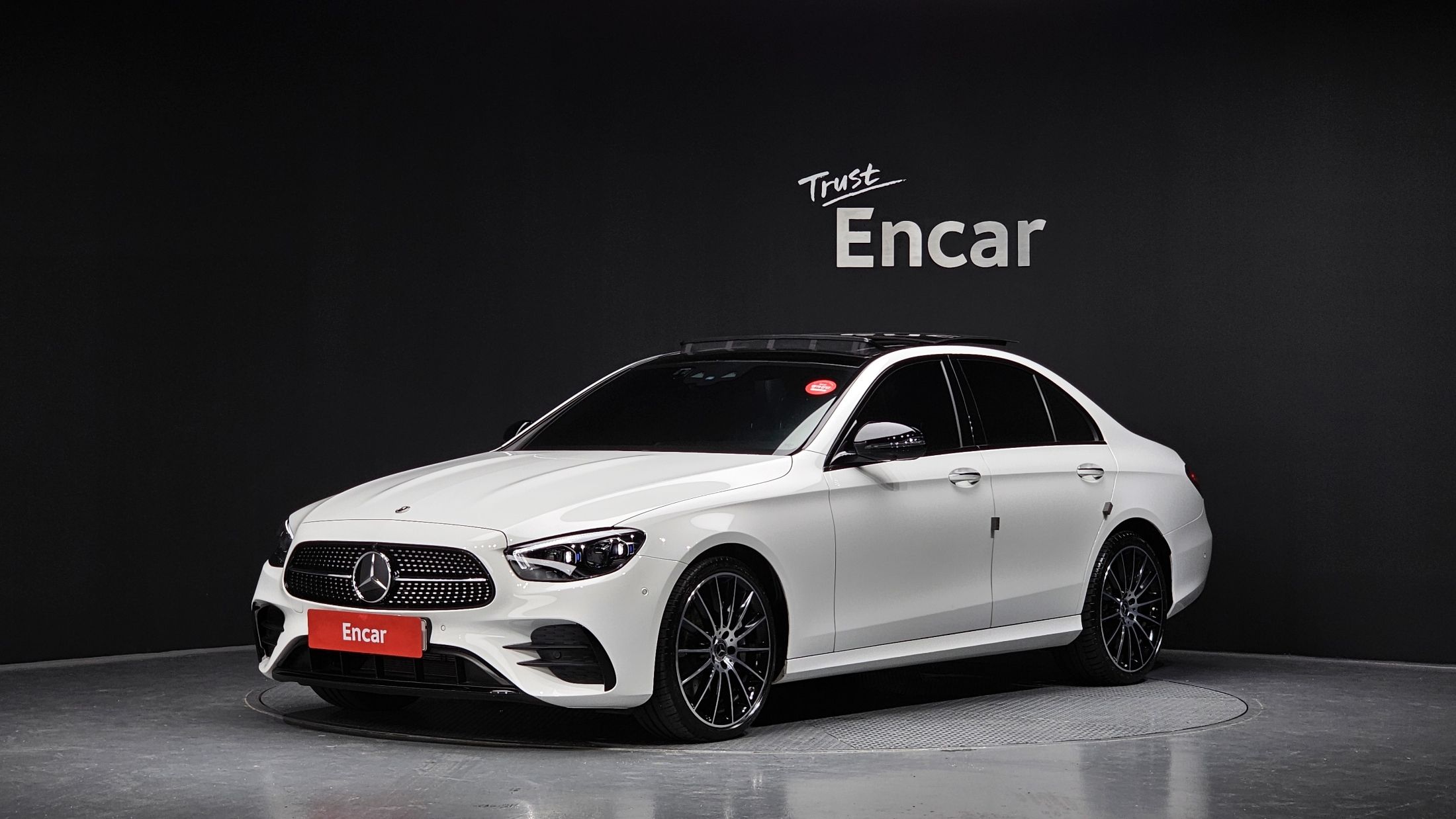 MERCEDES BENZ E-CLASS W213 2022