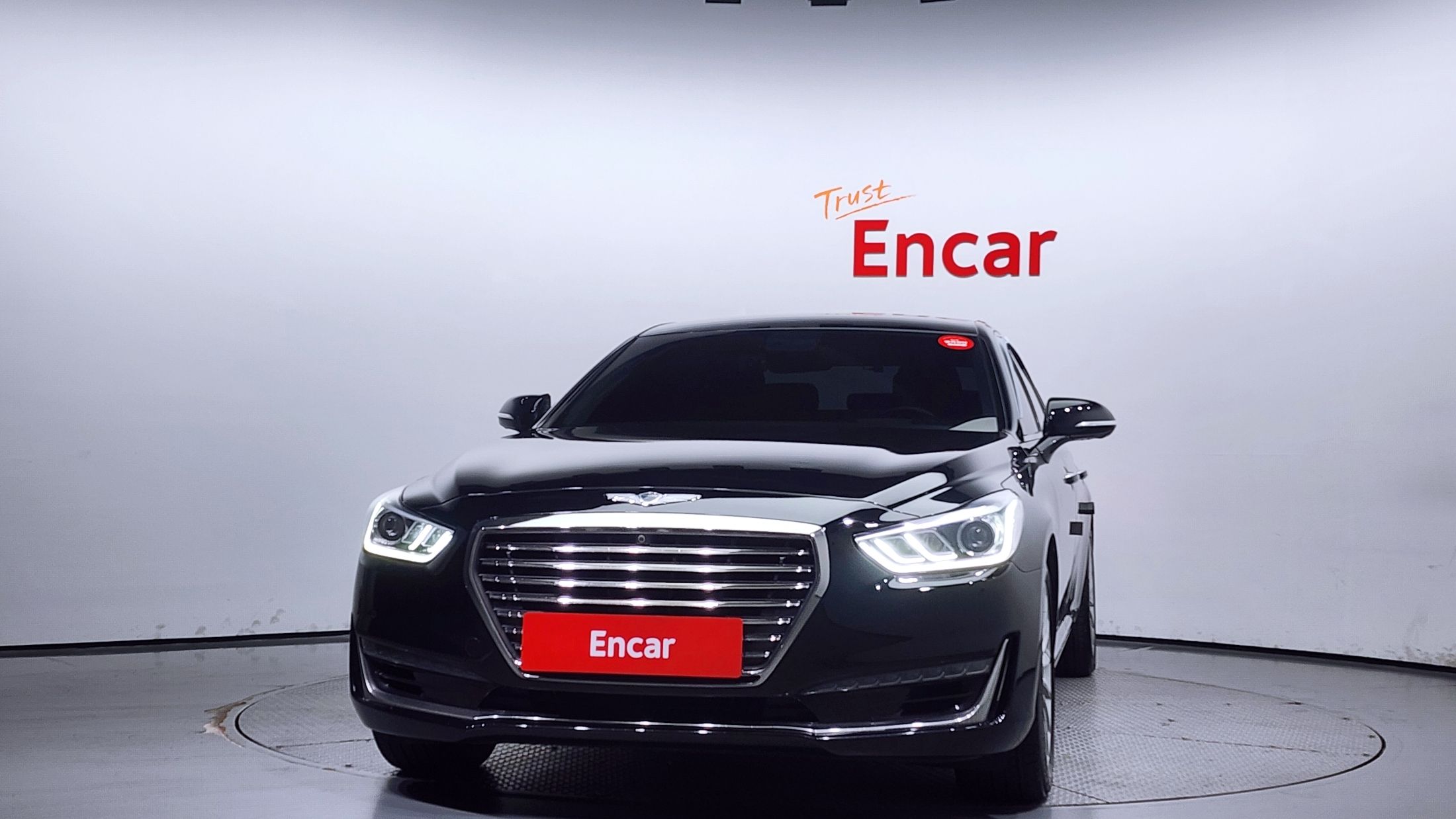 GENESIS EQ900 2016