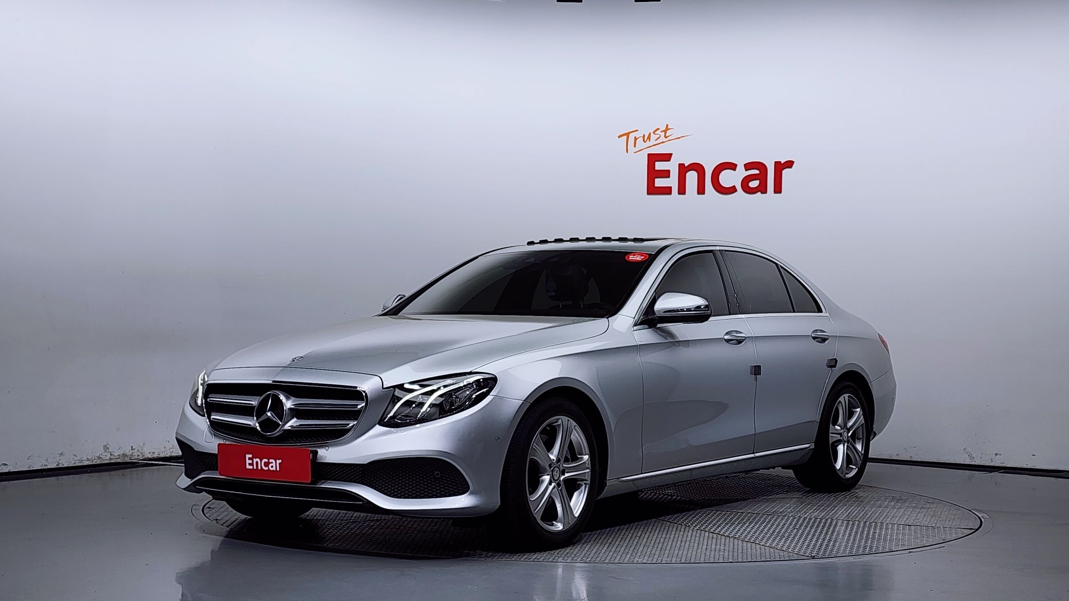 MERCEDES BENZ E-CLASS W213