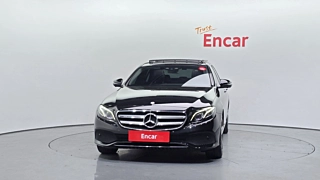 MERCEDES BENZ E-CLASS W213 2016