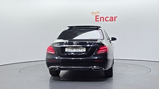 MERCEDES BENZ E-CLASS W213 2016