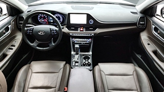 HYUNDAI GRANDEUR IG 2017