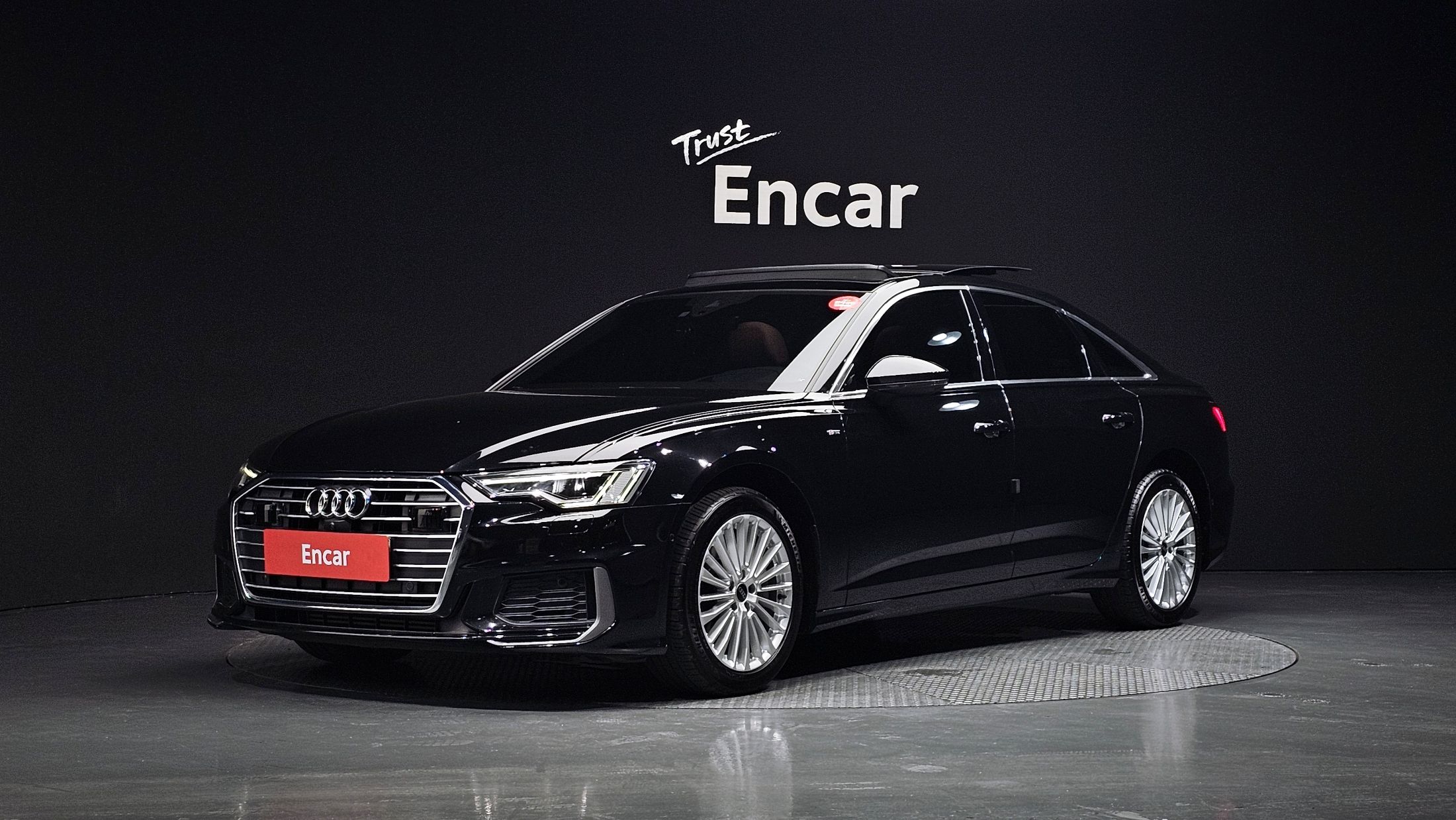 AUDI A6 C8