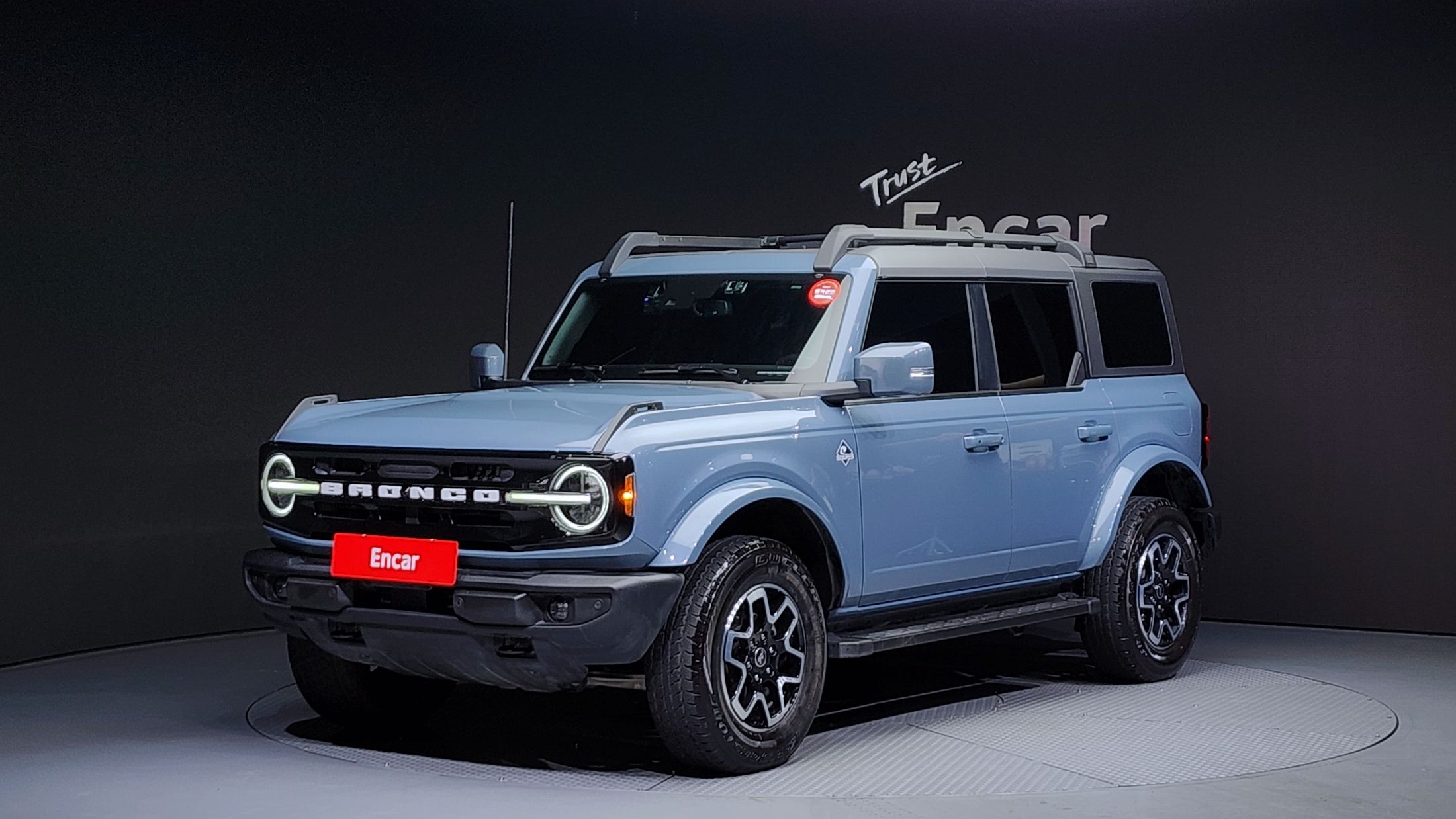 FORD BRONCO
