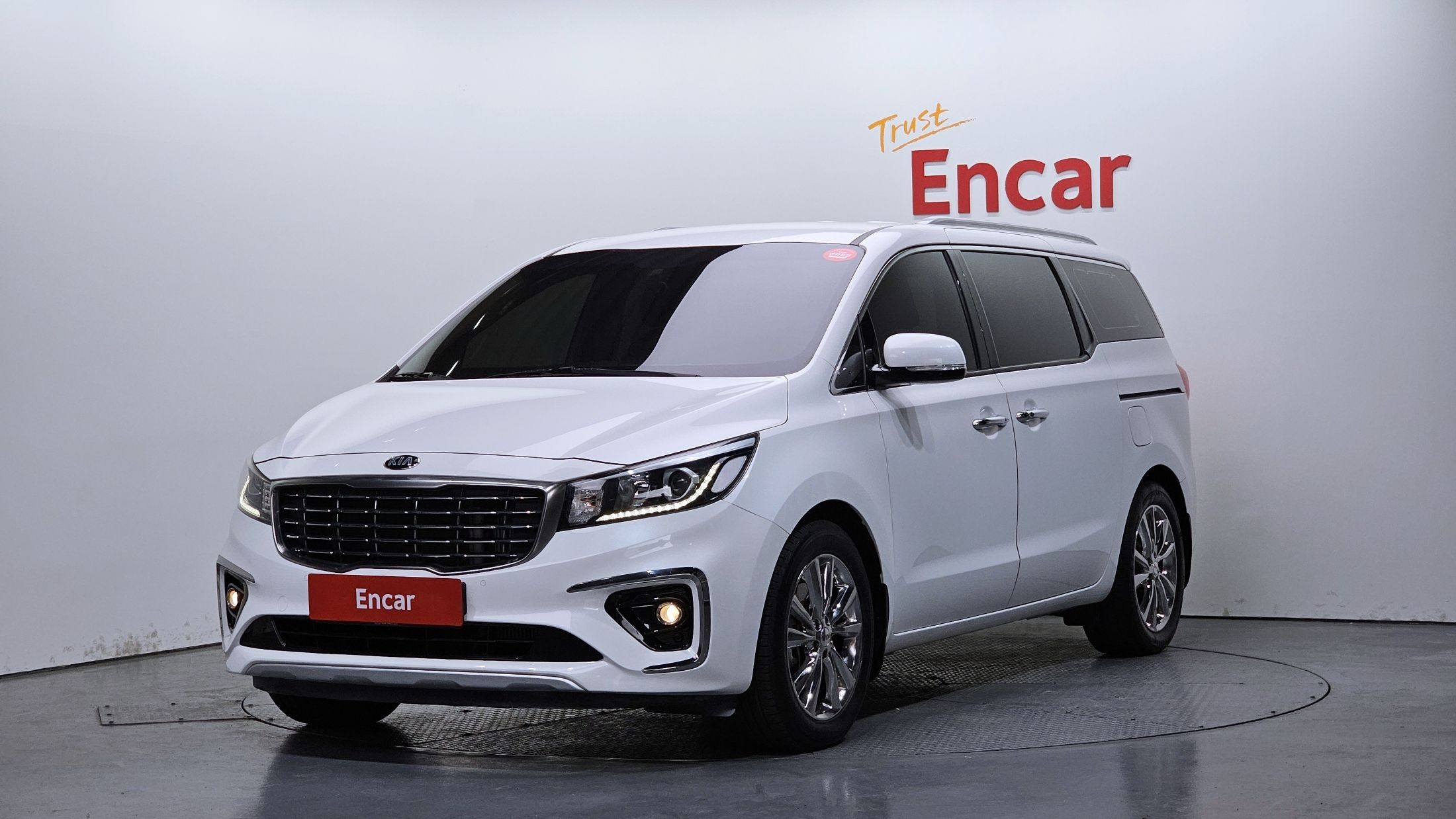 KIA CARNIVAL 2019