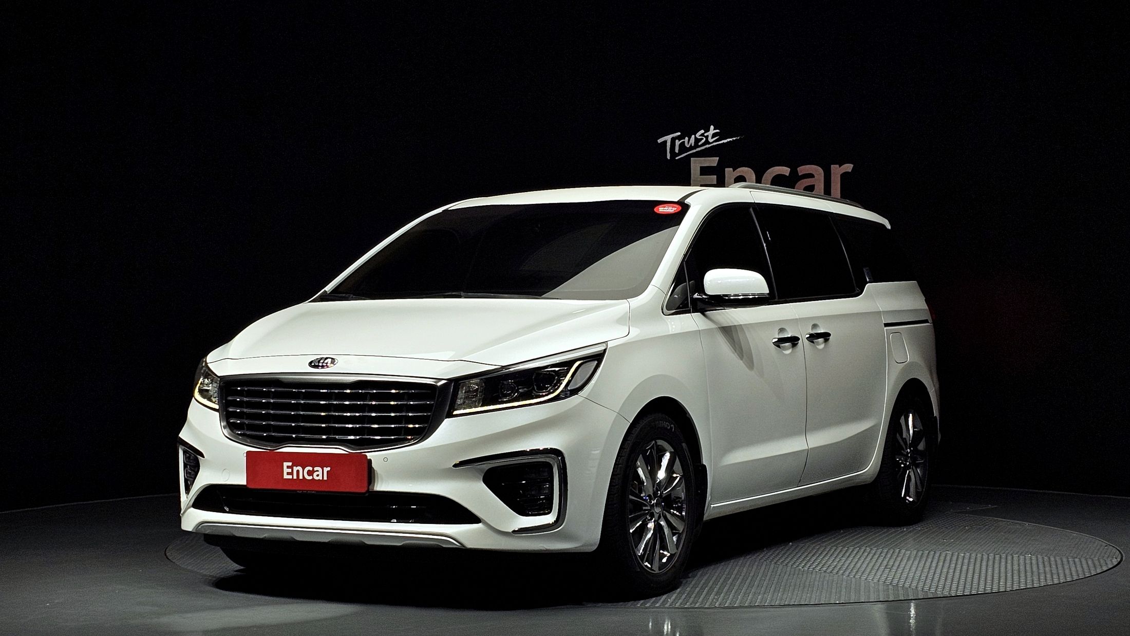KIA CARNIVAL 2019