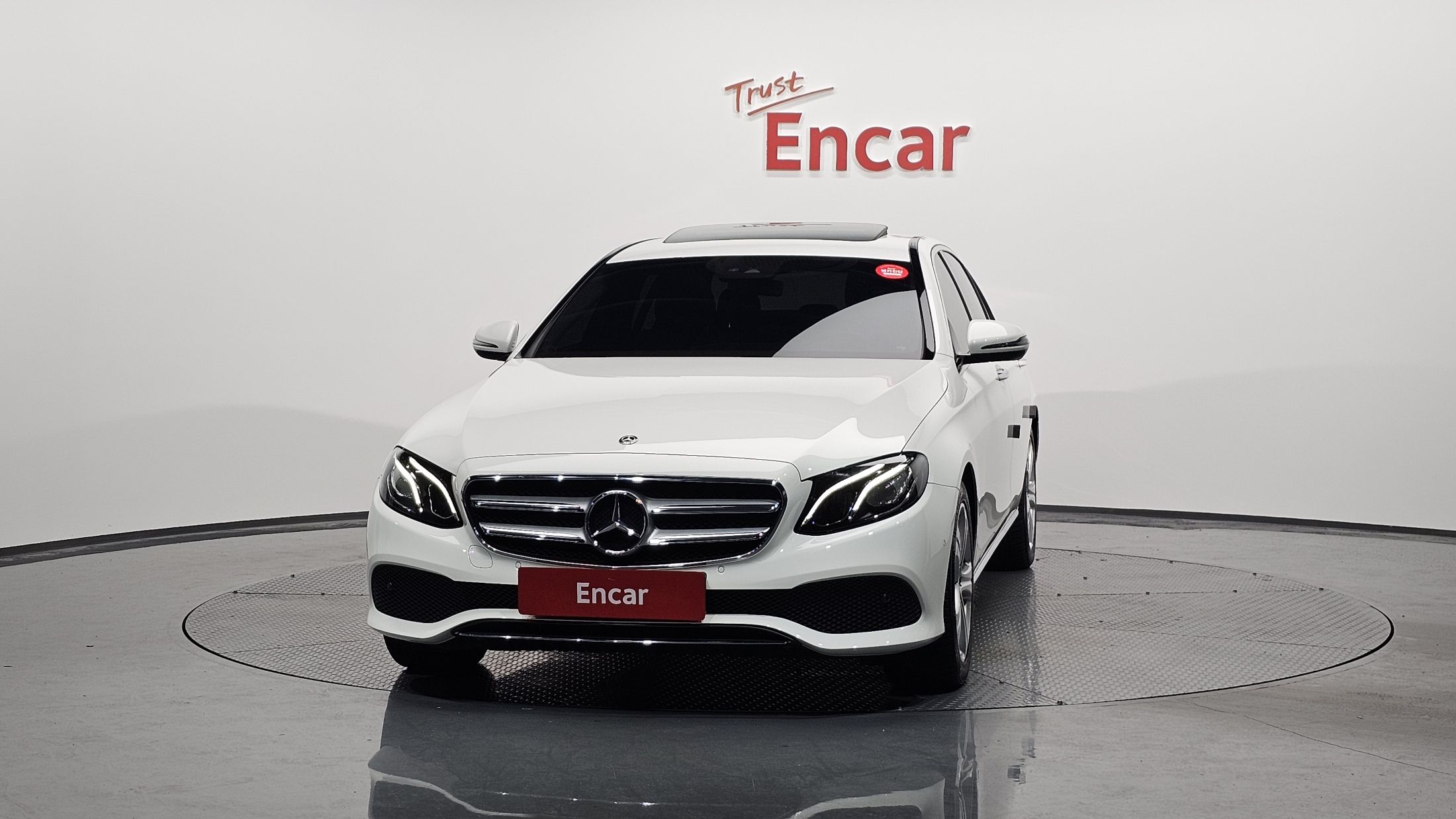 MERCEDES BENZ E-CLASS W213 2017