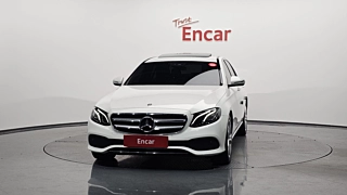 MERCEDES BENZ E-CLASS W213 2017