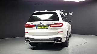 BMW X7 G07 2021