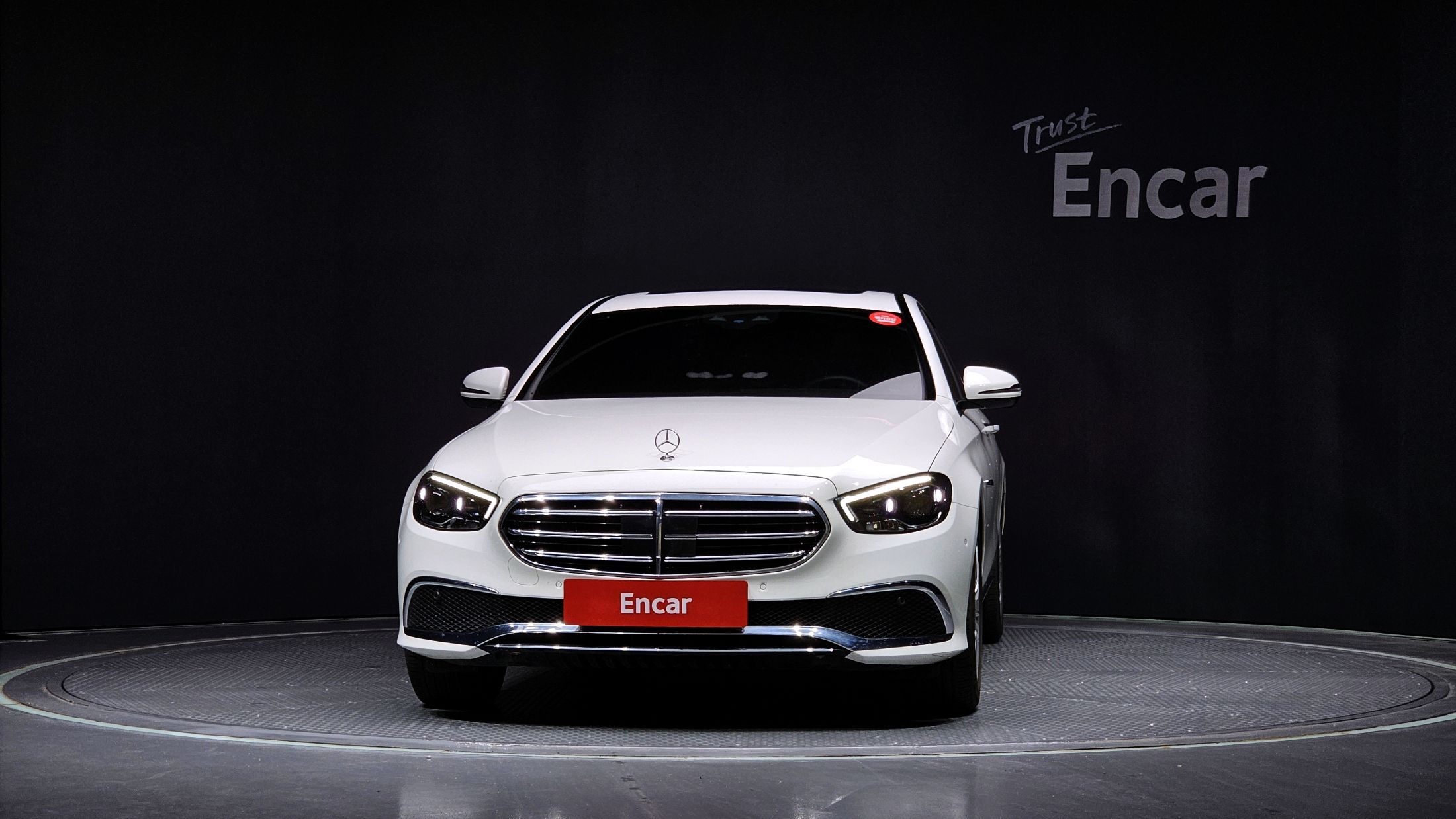MERCEDES BENZ E-CLASS W213 2021