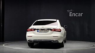 MERCEDES BENZ E-CLASS W213 2021