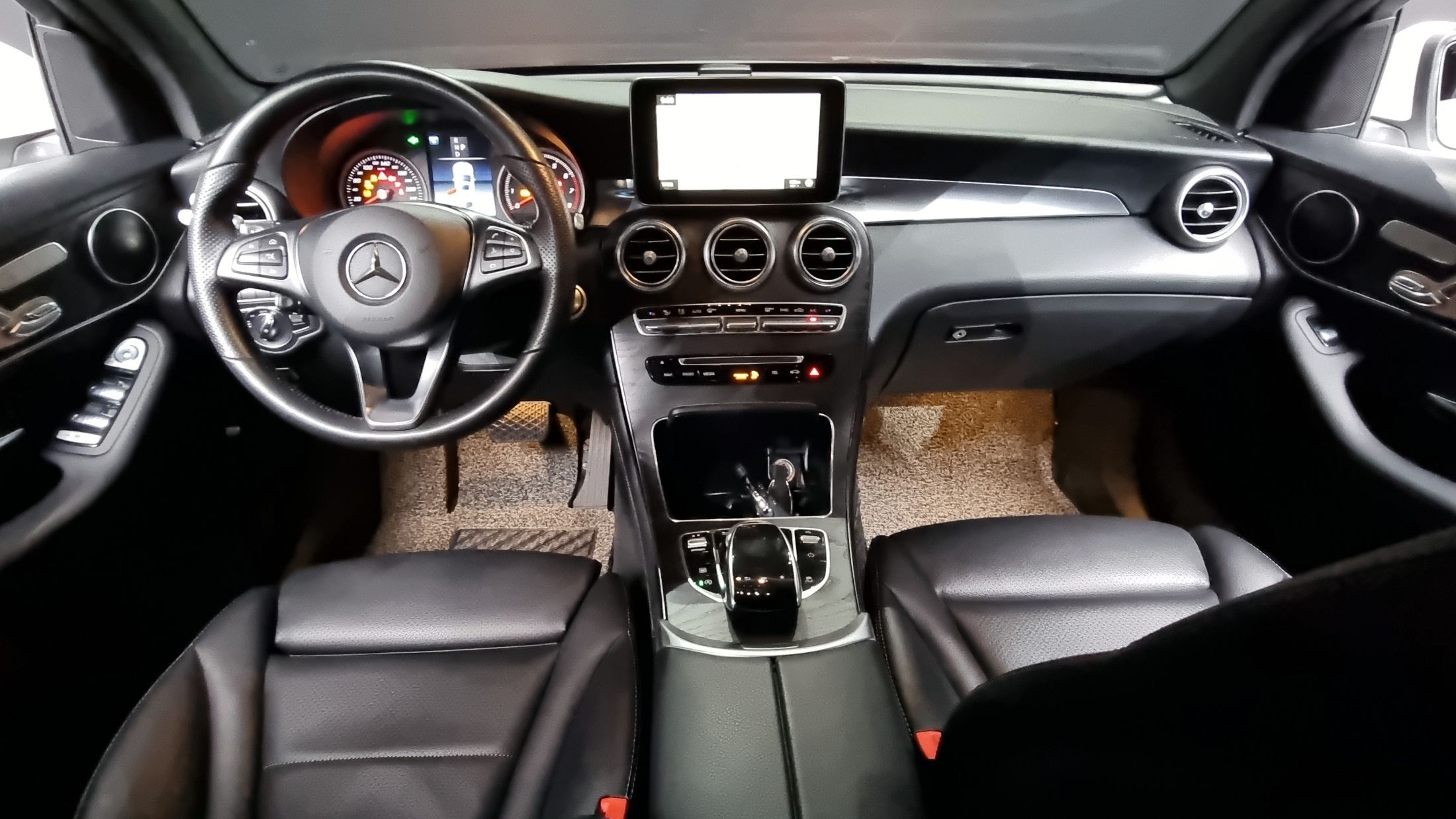 MERCEDES BENZ GLC-CLASS X253 2019