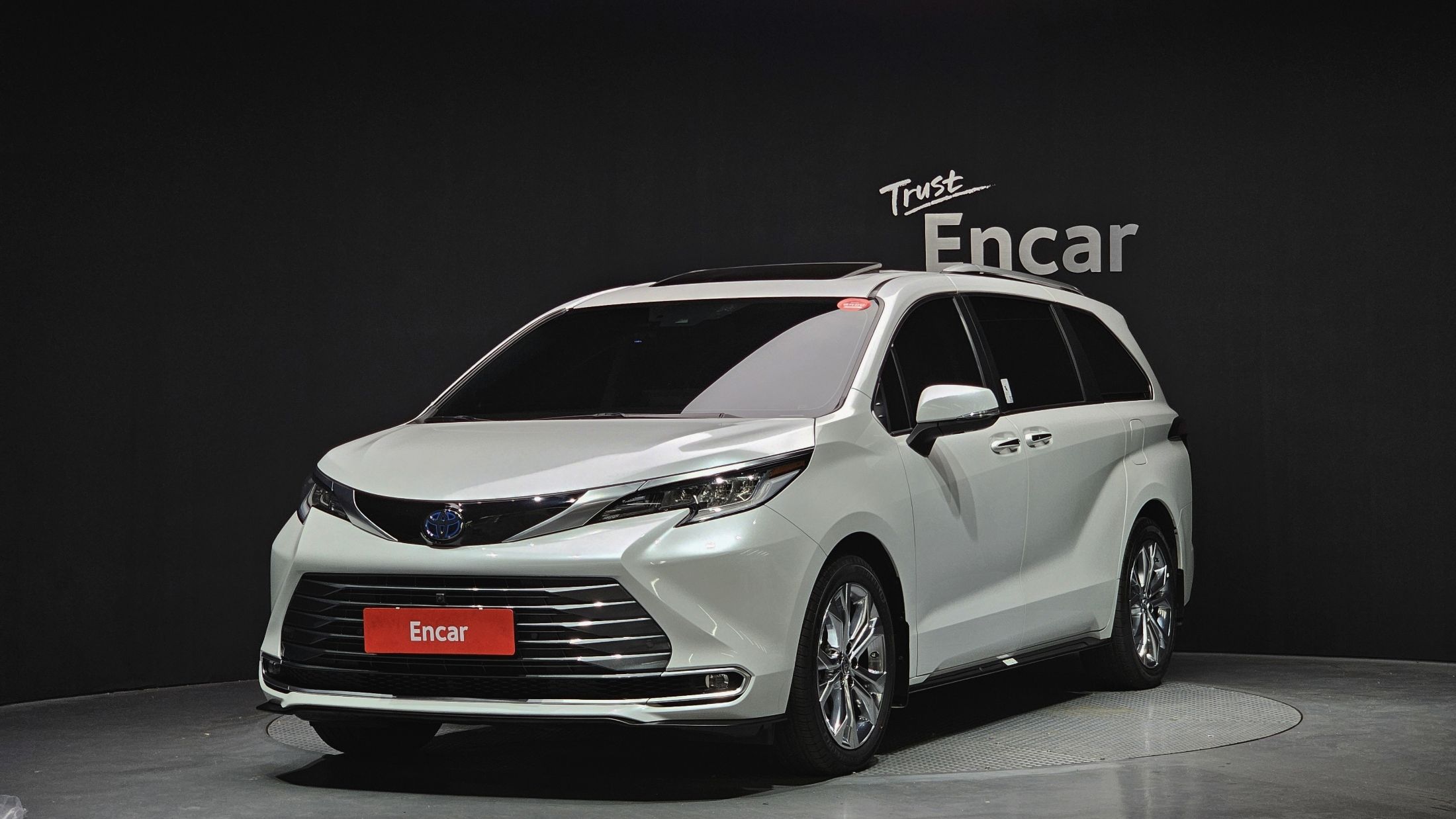 TOYOTA SIENNA 2023
